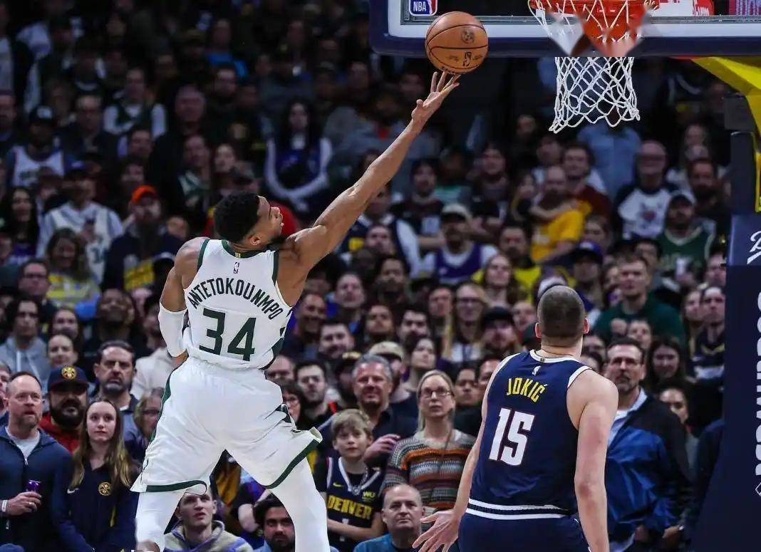 华体会官网-包含雄鹿再胜人，安特托库恩晃倒恩比德独揽三双的词条